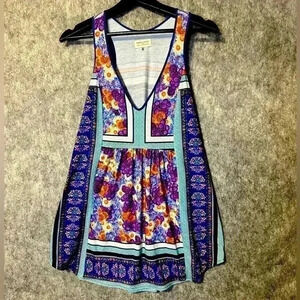 Anthropologie Jamila Tunic Floral Print Top by Dream Daily - Medium